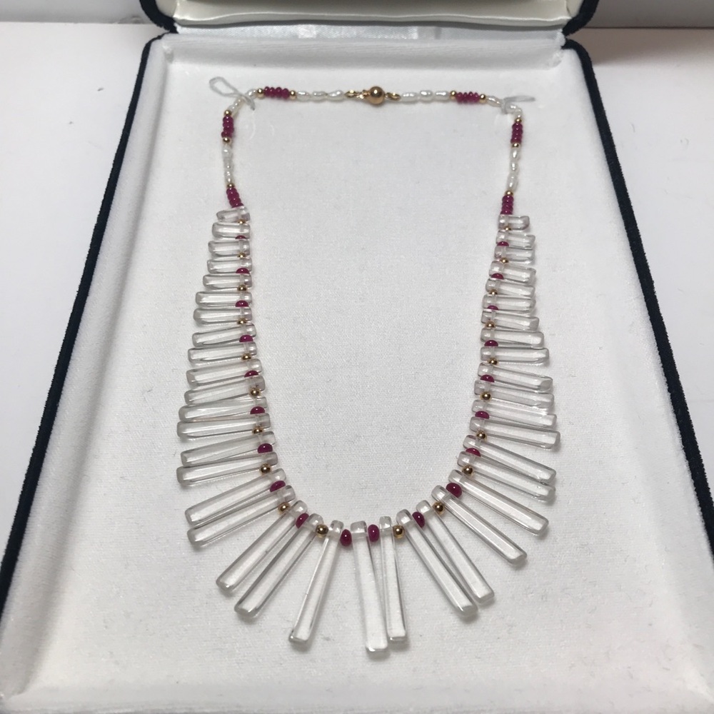 14KYG Uniquely Beautiful Ruby Pearl Art Glass 17” Statement Necklace
